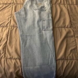 Wrangler Men's Relaxed Jeans in Soft Blue